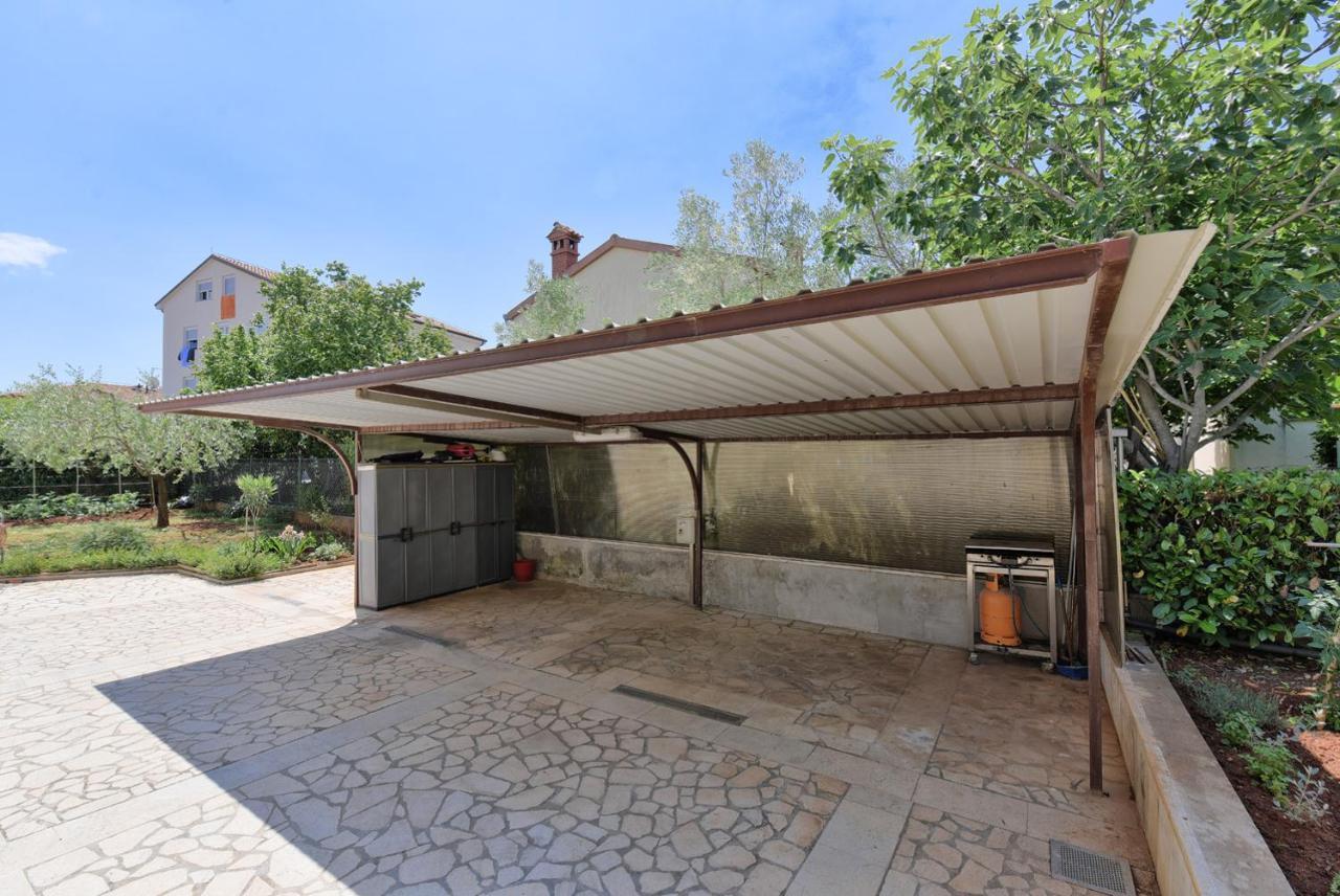 Brezac Olive Garden Apartment Fažana Esterno foto