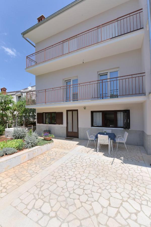 Brezac Olive Garden Apartment Fažana Esterno foto