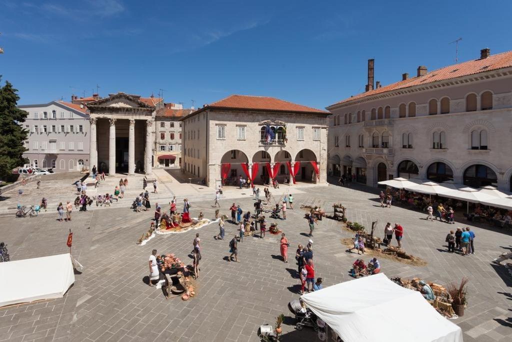 Brezac Olive Garden Apartment Fažana Esterno foto