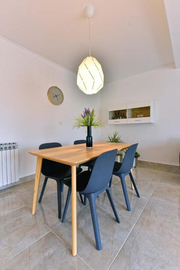 Brezac Olive Garden Apartment Fažana Esterno foto