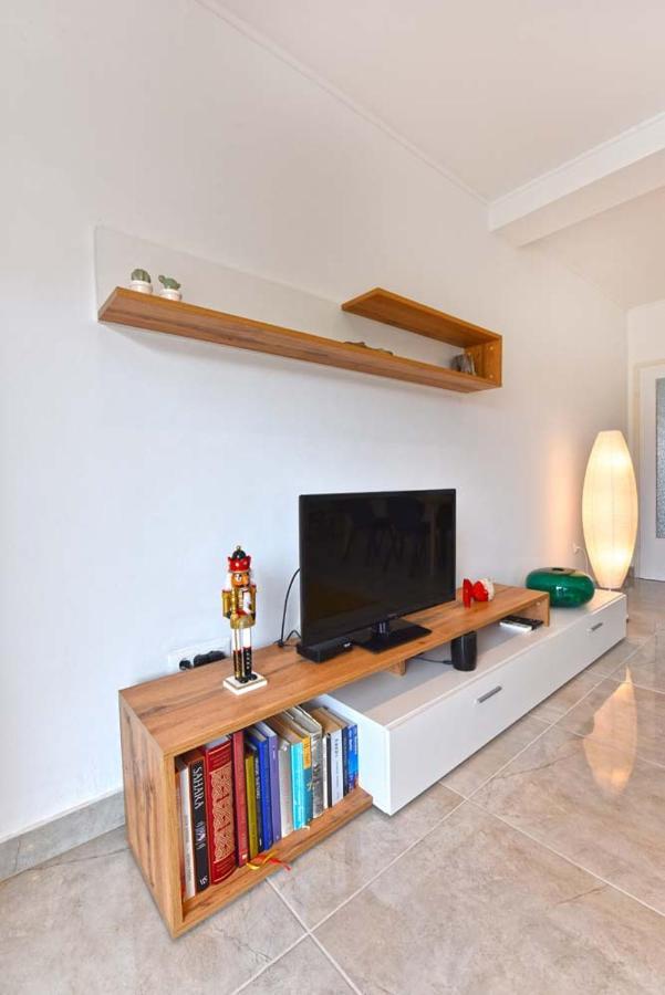 Brezac Olive Garden Apartment Fažana Esterno foto